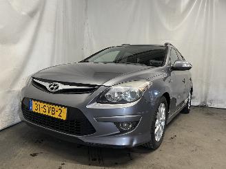 škoda osobní automobily Hyundai I-30 i30 Crosswagon (WWH) Combi 1.4 CVVT 16V (G4FA) [80kW]  (11-2009/06-201=
2) 2011/12