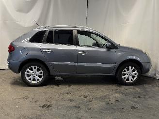 Renault Koleos Koleos I SUV 2.5 16V (2TR-703) [126kW]  (09-2008/06-2017) picture 7