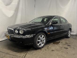 Jaguar X-type X-type Sedan 2.1 V6 24V (YB(AJ-V6)) [115kW]  (03-2002/11-2009) picture 3
