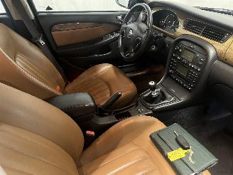 Jaguar X-type X-type Sedan 2.1 V6 24V (YB(AJ-V6)) [115kW]  (03-2002/11-2009) picture 11