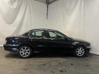 Jaguar X-type X-type Sedan 2.1 V6 24V (YB(AJ-V6)) [115kW]  (03-2002/11-2009) picture 7