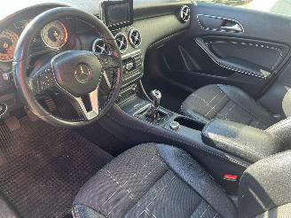 Mercedes A-klasse A (W176) Hatchback 1.6 A-180 16V (M270.910) [90kW]  (09-2012/05-2018) picture 15