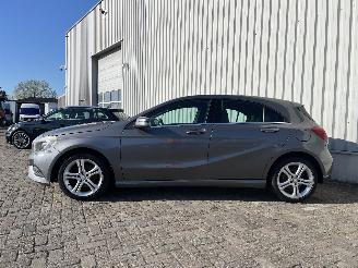 Mercedes A-klasse A (W176) Hatchback 1.6 A-180 16V (M270.910) [90kW]  (09-2012/05-2018) picture 4