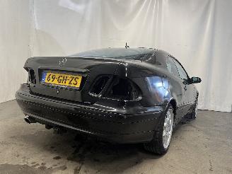 Mercedes CLK CLK (C208) Coupé 3.2 320 V6 18V (M112.940) [160kW]  (06-1997/06-2002=
) picture 4