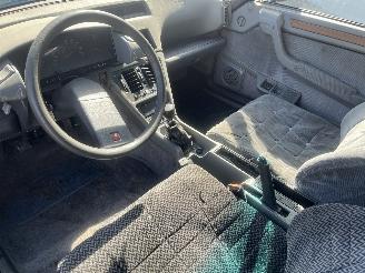 Citroën CX CX II Sedan 2.5 D,RD,TRD Turbo 2 (M25/669) [88kW]  (01-1987/12-1992) picture 19