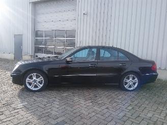 Mercedes E-klasse E (W211) Sedan 3.0 E-280 V6 24V (M272.943) [170kW]  (03-2005/12-2008) picture 4