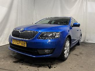 Voiture accidenté Skoda Octavia Octavia Combi (5EAC) Combi 5-drs 1.2 TSI 16V (CJZA) [77kW]  (11-2012/0=
7-2020) 2014/2