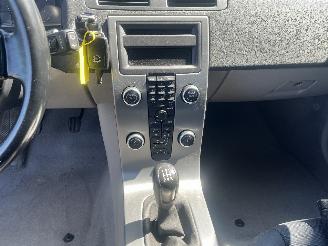 Volvo C-30 C30 (EK/MK) Hatchback 3-drs 1.6 D 16V (D4164T) [80kW]  (10-2006/12-201=
2) picture 14