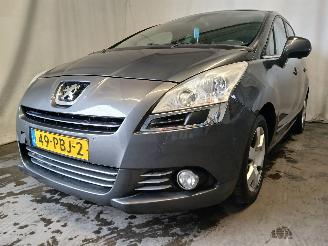 Voiture accidenté Peugeot 5008 5008 I (0A/0E) MPV 1.6 VTI 16V (EP6C(5FS)) [88kW]  (09-2009/03-2017) 2011/1