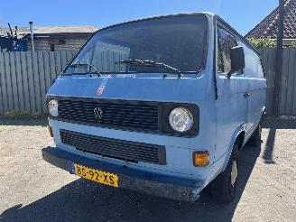 Voiture accidenté Volkswagen Transporter Transporter T3 Bus 1.9 (DF) [44kW]  (08-1982/07-1992) 1986/9