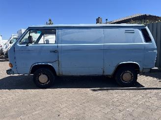 Volkswagen Transporter Transporter T3 Bus 1.9 (DF) [44kW]  (08-1982/07-1992) picture 4