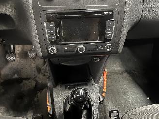 Volkswagen Caddy Caddy III (2KA,2KH,2CA,2CH) Van 1.6 TDI 16V (CAYE) [55kW]  (08-2010/05=
-2015) picture 25