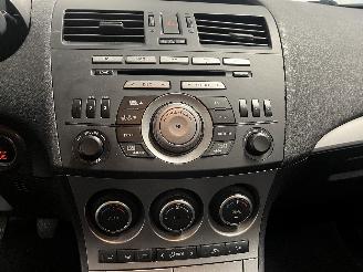Mazda 3 3 Sport (BL14/BLA4/BLB4) Hatchback 2.2 CITD 16V 185 (R2) [136kW]  (01-=
2009/05-2013) picture 17