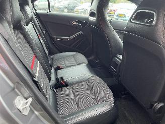 Mercedes A-klasse A (W176) Hatchback 1.6 A-180 16V (M270.910) [90kW]  (09-2012/05-2018) picture 18