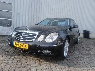 Voiture accidenté Mercedes E-klasse E (W211) Sedan 3.0 E-280 V6 24V (M272.943) [170kW]  (03-2005/12-2008) 2007/3
