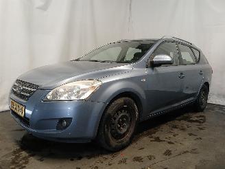 Kia Cee d Cee'd Sporty Wagon (EDF) Combi 1.4 16V (G4FA) [80kW]  (09-2007/12-2012=
) picture 3