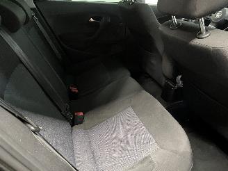 Volkswagen Polo Polo V (6R) Hatchback 1.4 16V (CLPA) [63kW]  (03-2009/05-2014) picture 15