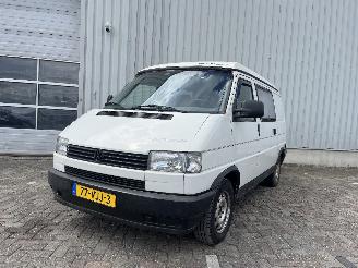 Voiture accidenté Volkswagen Transporter Transporter T4 Ch.Cab/Pick-up 2.4 D (AAB) [57kW]  (09-1990/04-1998) 1994/7
