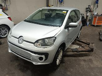 Salvage car Volkswagen Up! Up! (121) Hatchback 1.0 12V 60 (CHYE) [44kW]  (08-2011/08-2020) 2013/1