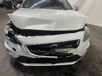 Volvo V-40 V40 (MV) Hatchback 5-drs 2.0 D2 16V (D4204T8(Euro 6b)) [88kW]  (02-201=
5/08-2019) picture 9