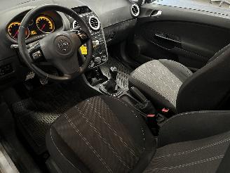 Opel Corsa Corsa D Hatchback 1.2 16V LPG (A12XER(Euro 5)) [63kW]  (06-2011/08-201=
4) picture 10