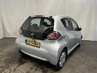 Toyota Aygo Aygo (B10) Hatchback 1.0 12V VVT-i (1KR-FE) [50kW]  (07-2005/05-2014) picture 5