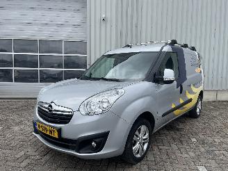 uszkodzony samochody osobowe Opel Combo Combo Van 1.6 CDTI 16V (A16FDH(Euro 5)) [77kW]  (02-2012/12-2018) 2018/4