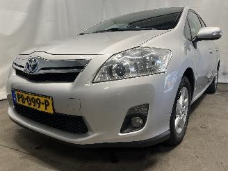 Damaged car Toyota Auris Auris (E15) Hatchback 1.8 16V HSD Full Hybrid (2ZRFXE) [100kW]  (09-20=
10/09-2012) 2011/12