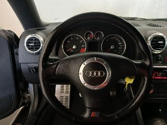 Audi TT TT Roadster (8N9) Cabrio 1.8 20V Turbo (AWP) [132kW]  (10-1999/02-2007=
) picture 16