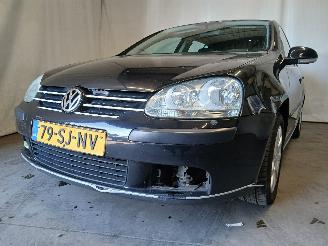 krockskadad bil auto Volkswagen Golf Golf V (1K1) Hatchback 1.6 FSI 16V (BLF(Euro 4)) [85kW]  (10-2003/07-2=
008) 2006/1