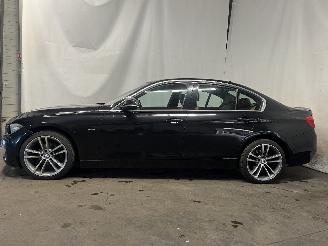 BMW 3-serie 3 serie (F30) Sedan 320i 2.0 16V (N20-B20B) [135kW]  (03-2012/10-2018)= picture 4