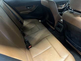 BMW 3-serie 3 serie (F30) Sedan 320i 2.0 16V (N20-B20B) [135kW]  (03-2012/10-2018)= picture 14