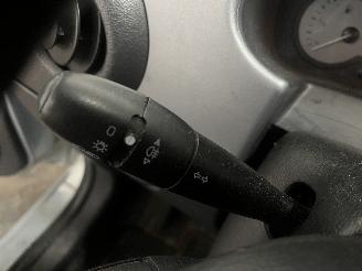 Peugeot Partner Partner Combispace MPV 1.6 16V (TU5JP4(NFU)) [80kW]  (07-2001/03-2008)= picture 14