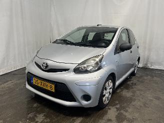 Avarii autoturisme Toyota Aygo Aygo (B10) Hatchback 1.0 12V VVT-i (1KR-FE) [50kW]  (07-2005/05-2014) 2012/9