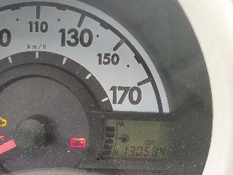 Citroën C1 C1 Hatchback 1.0 12V (384F(CFA)) [50kW]  (06-2005/09-2014) picture 2