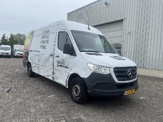 Mercedes Sprinter Sprinter 3,5t (907.6/910.6) Van 315 CDI 2.0 D RWD (OM654.920) [110kW] =
 (06-2020/...) picture 6