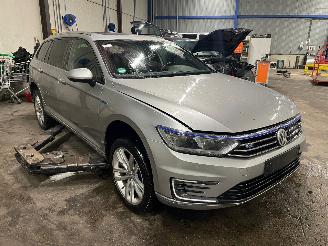 Volkswagen Passat Passat Variant (3G5) Combi 1.4 GTE Hybrid 16V (CUKC) [115kW]  (06-2015=
/...) picture 3