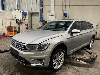 Vrakbiler auto Volkswagen Passat Passat Variant (3G5) Combi 1.4 GTE Hybrid 16V (CUKC) [115kW]  (06-2015=
/...) 2015
