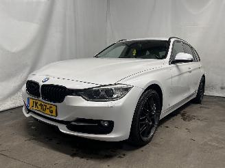 Unfallwagen BMW 3-serie 3 serie Touring (F31) Combi 320i 2.0 16V (N20-B20B) [135kW]  (11-2012/=
06-2015) 2012/12