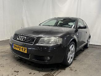 Damaged car Audi A3 A3 (8P1) Hatchback 3-drs 2.0 TDI 16V (BKD) [103kW]  (05-2003/08-2012) 2005/1