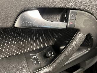 Audi A3 A3 (8P1) Hatchback 3-drs 2.0 TDI 16V (BKD) [103kW]  (05-2003/08-2012) picture 11