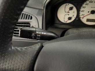 Mazda Premacy Premacy MPV 1.8 16V (FPE1) [74kW]  (07-1999/03-2005) picture 17