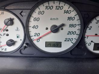 Mazda Premacy Premacy MPV 1.8 16V (FPE1) [74kW]  (07-1999/03-2005) picture 2