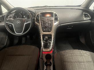 Opel Astra Astra J (PC6/PD6/PE6/PF6) Hatchback 5-drs 1.4 Turbo 16V (A14NET(Euro 5=
)) [103kW]  (12-2009/10-2015) picture 11