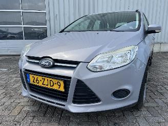 Auto incidentate Ford Focus Focus 3 Wagon Combi 1.6 TDCi ECOnetic (NGDB) [77kW]  (05-2012/05-2018)= 2012/11