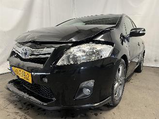 Vaurioauto  passenger cars Toyota Auris Auris (E15) Hatchback 1.8 16V HSD Full Hybrid (2ZRFXE) [100kW]  (09-20=
10/09-2012) 2011/6