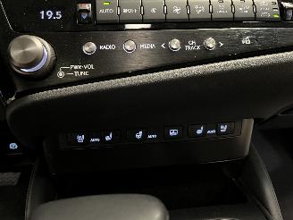Lexus ES ES Sedan 300h 2.5 16V (A25A-FXS) [160kW]  (07-2018/...) picture 29