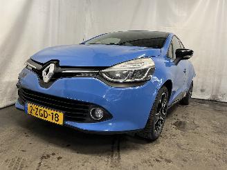 Unfallwagen Renault Clio Clio IV (5R) Hatchback 5-drs 1.5 Energy dCi 90 FAP (K9K-639) [66kW]  (=
11-2012/08-2021) 2015/1