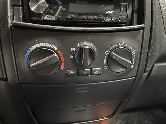 Mitsubishi Space-star Space Star (DG) MPV 1.6 16V (4G18) [72kW]  (01-2001/12-2004) picture 16
