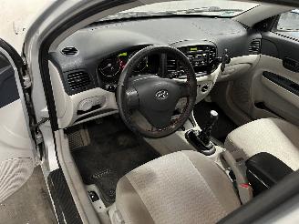 Hyundai Accent Accent Sedan 1.4i 16V (G4EE) [71kW]  (11-2005/02-2010) picture 12